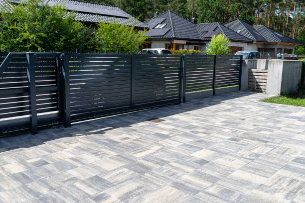 Best Residential Driveway Paver Services  in Batesville, MS